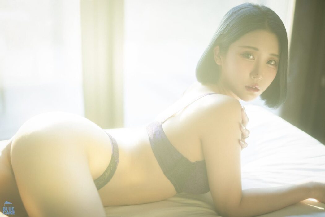 BlueCake Bomi 보미 – SECRET