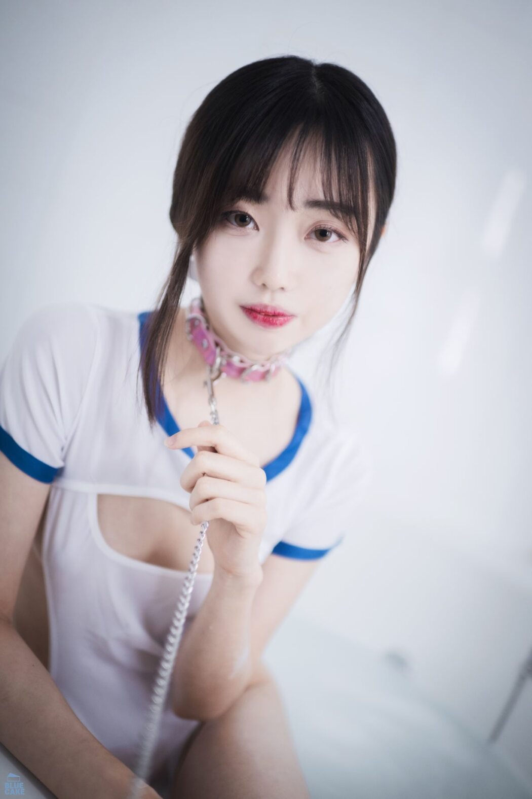 BlueCake Kim Ji-won 김지원 – White One RED.Ver