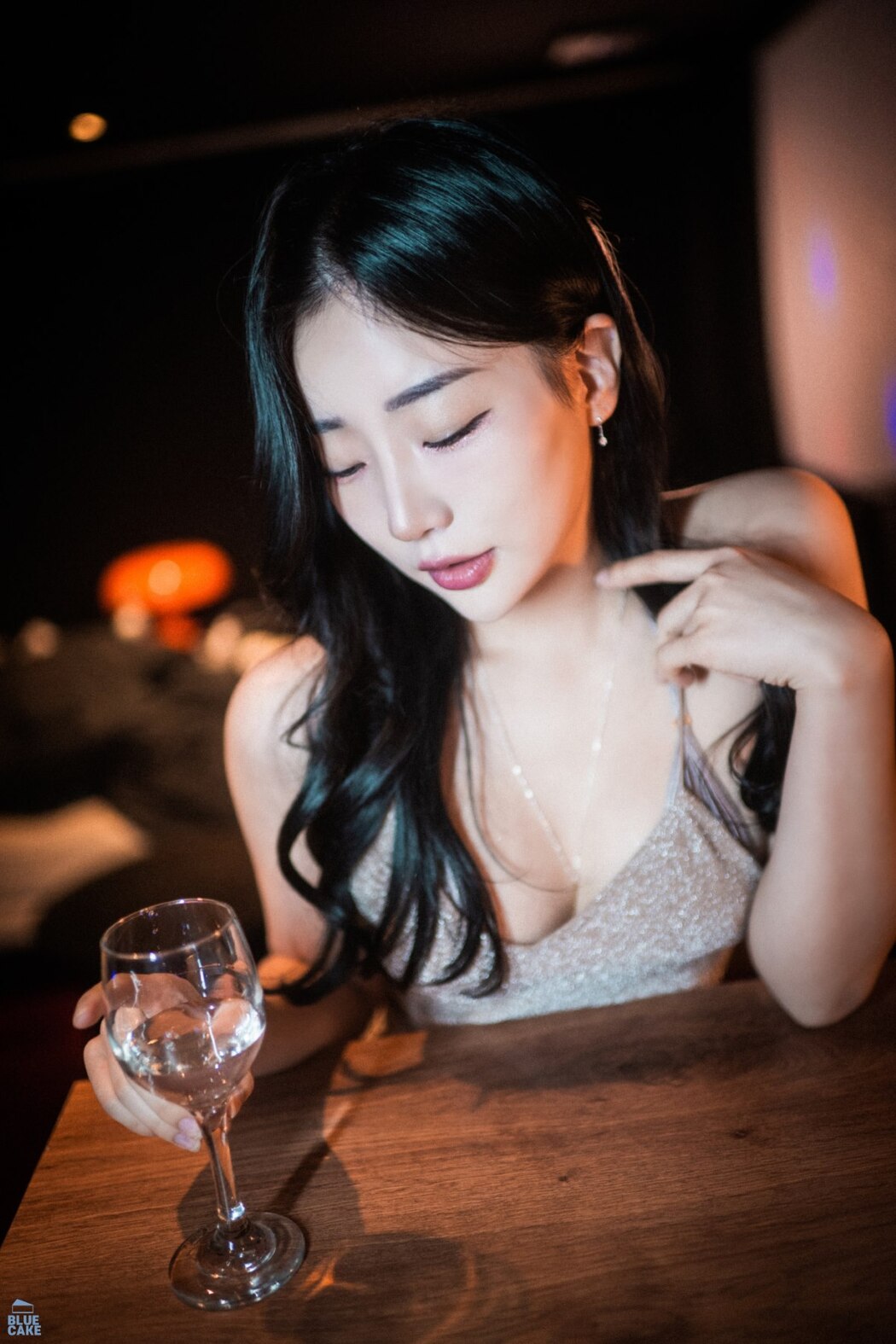 BlueCake NewBom – Night With Me