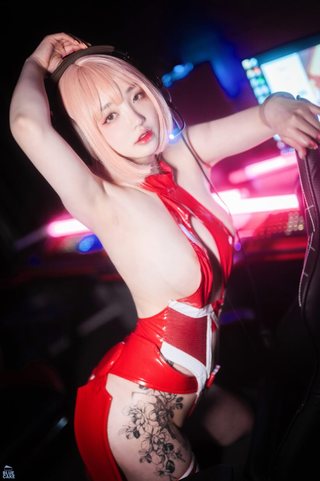 BlueCake Son Ye-Eun 손예은 – Code 002 Mini
