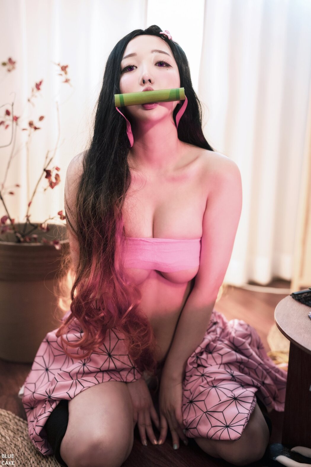 BLUECAKE Son Ye-Eun 손예은 Pink Oni