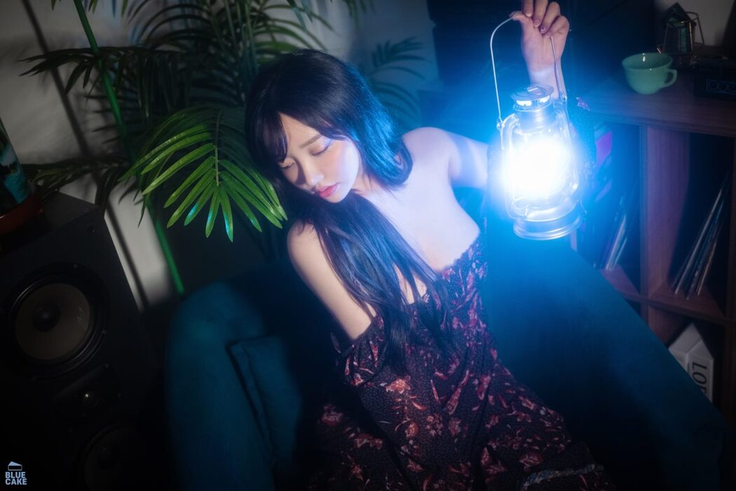 BlueCake Yeeun – Nothing RED
