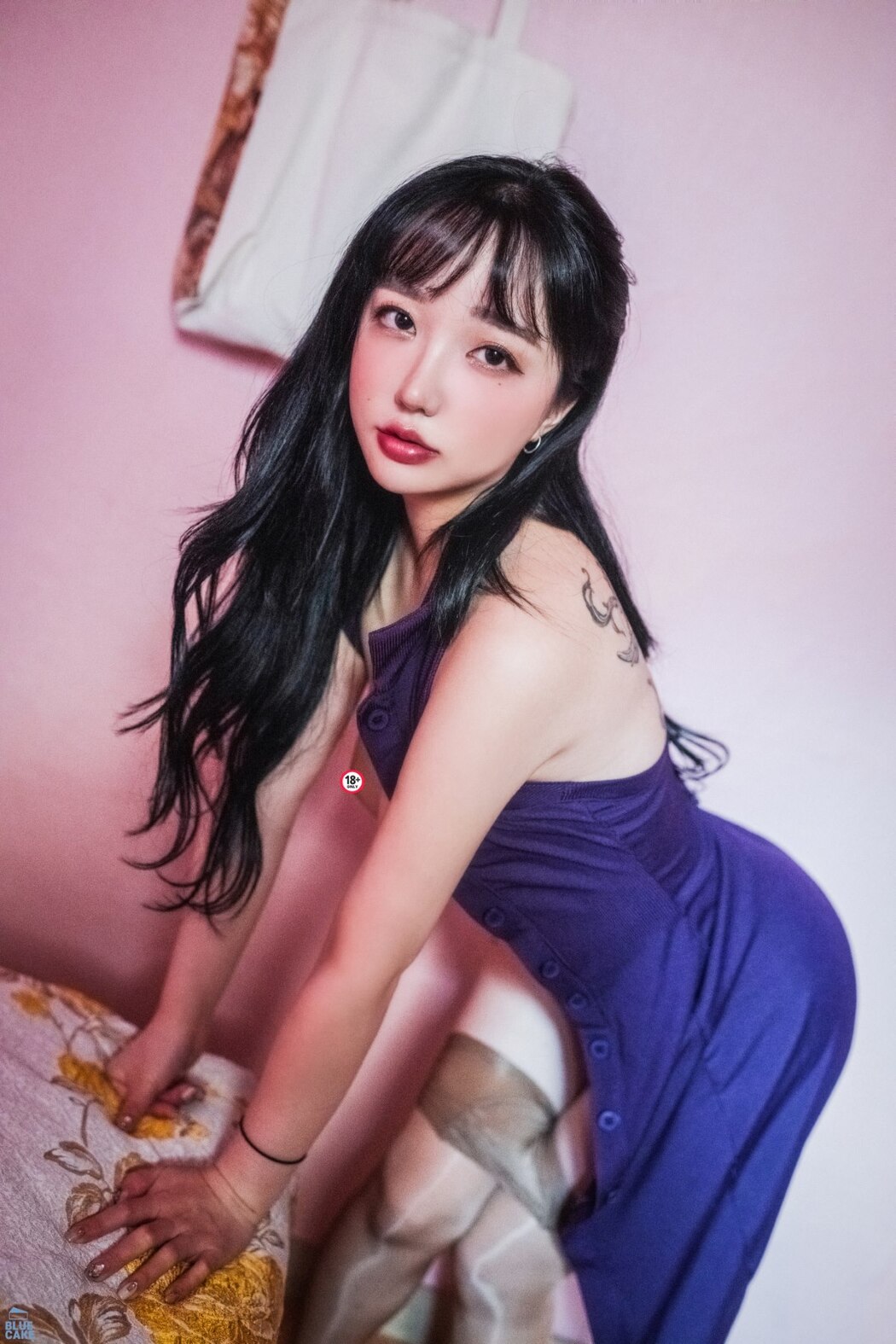 BlueCake YeEun – Nude No Panty B