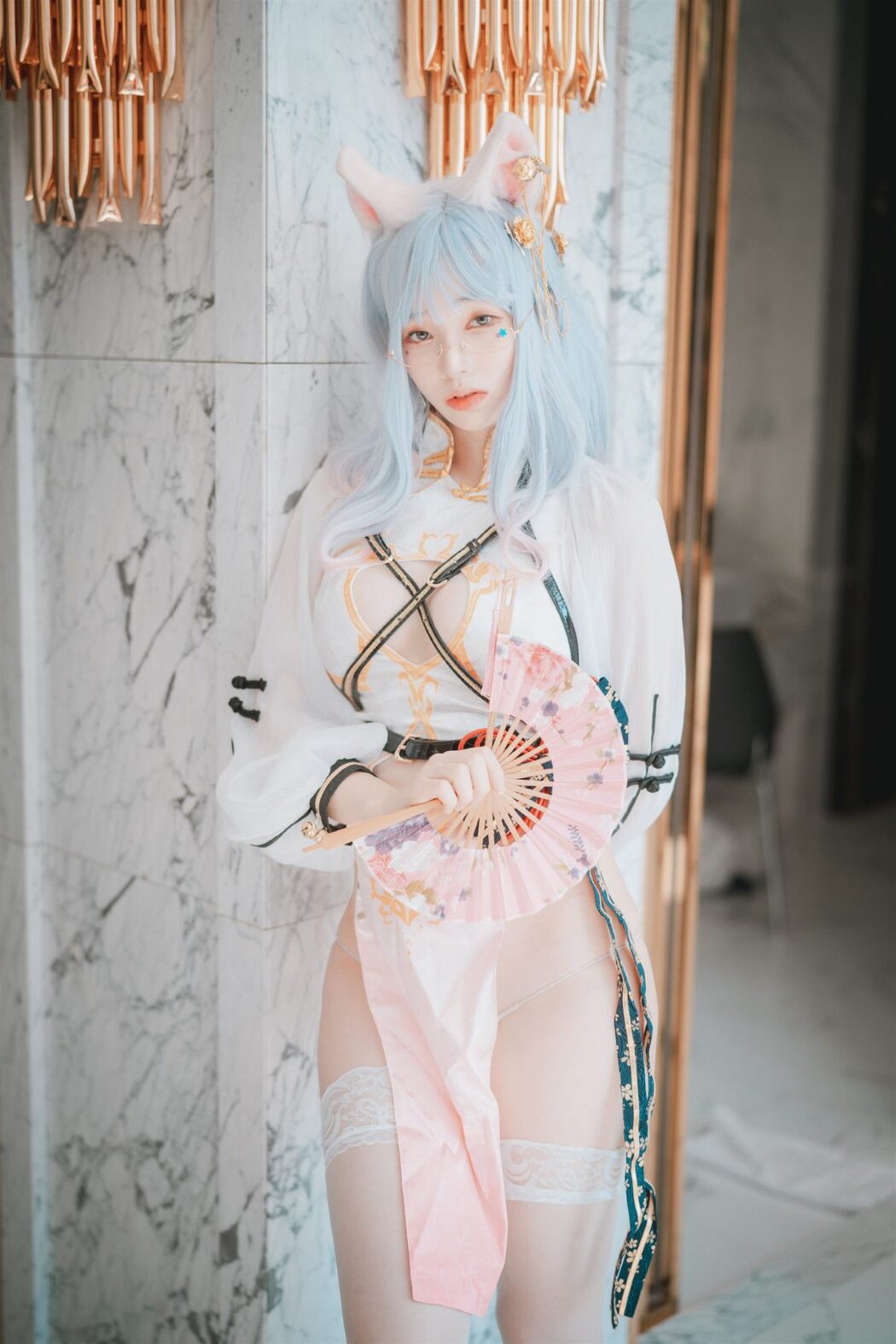 DJAWA Bambi 밤비 Le Chat Porte un Qipao