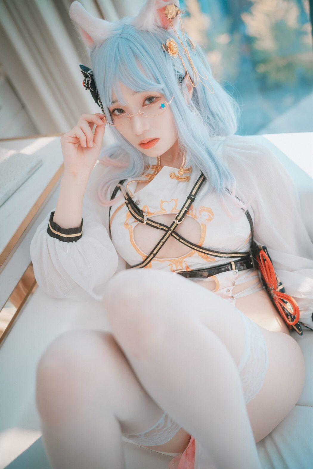 DJAWA Bambi 밤비 Le Chat Porte un Qipao