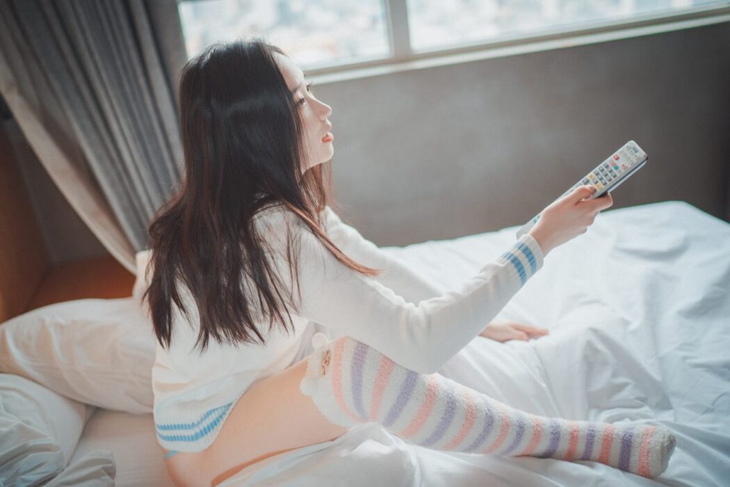DJAWA Bambi 밤비 Homebody Girl