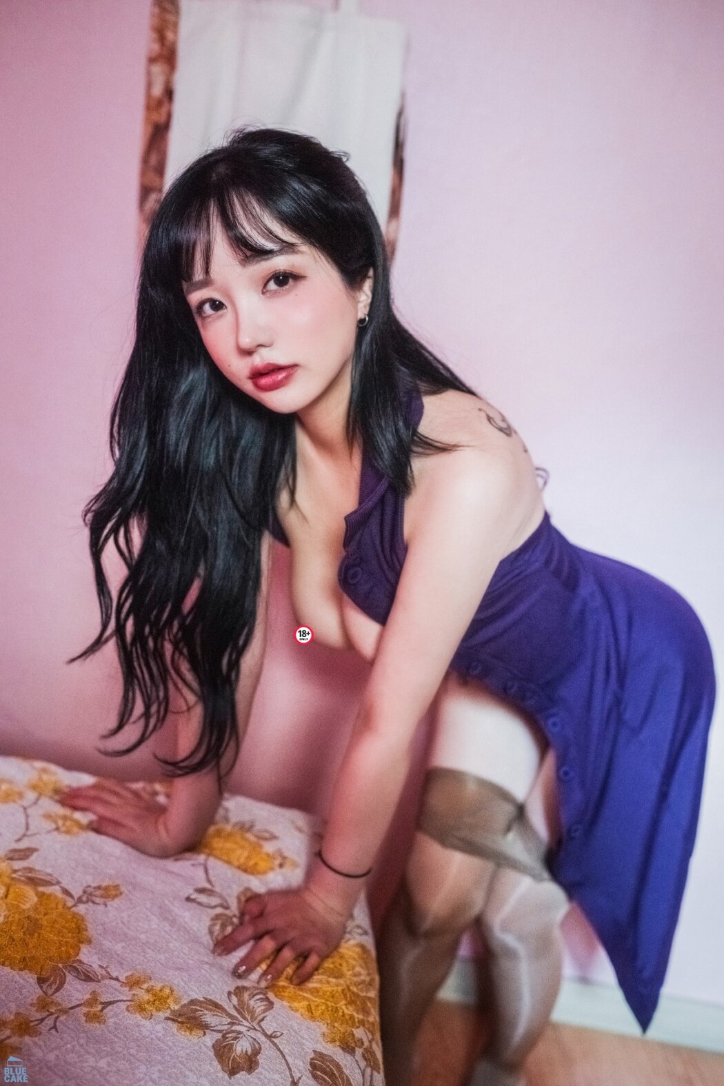 BlueCake YeEun – Nude No Panty B
