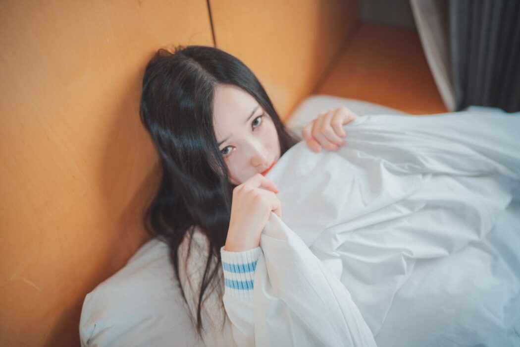 DJAWA Bambi 밤비 Homebody Girl