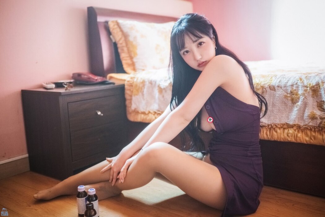 BlueCake YeEun – Nude No Panty A