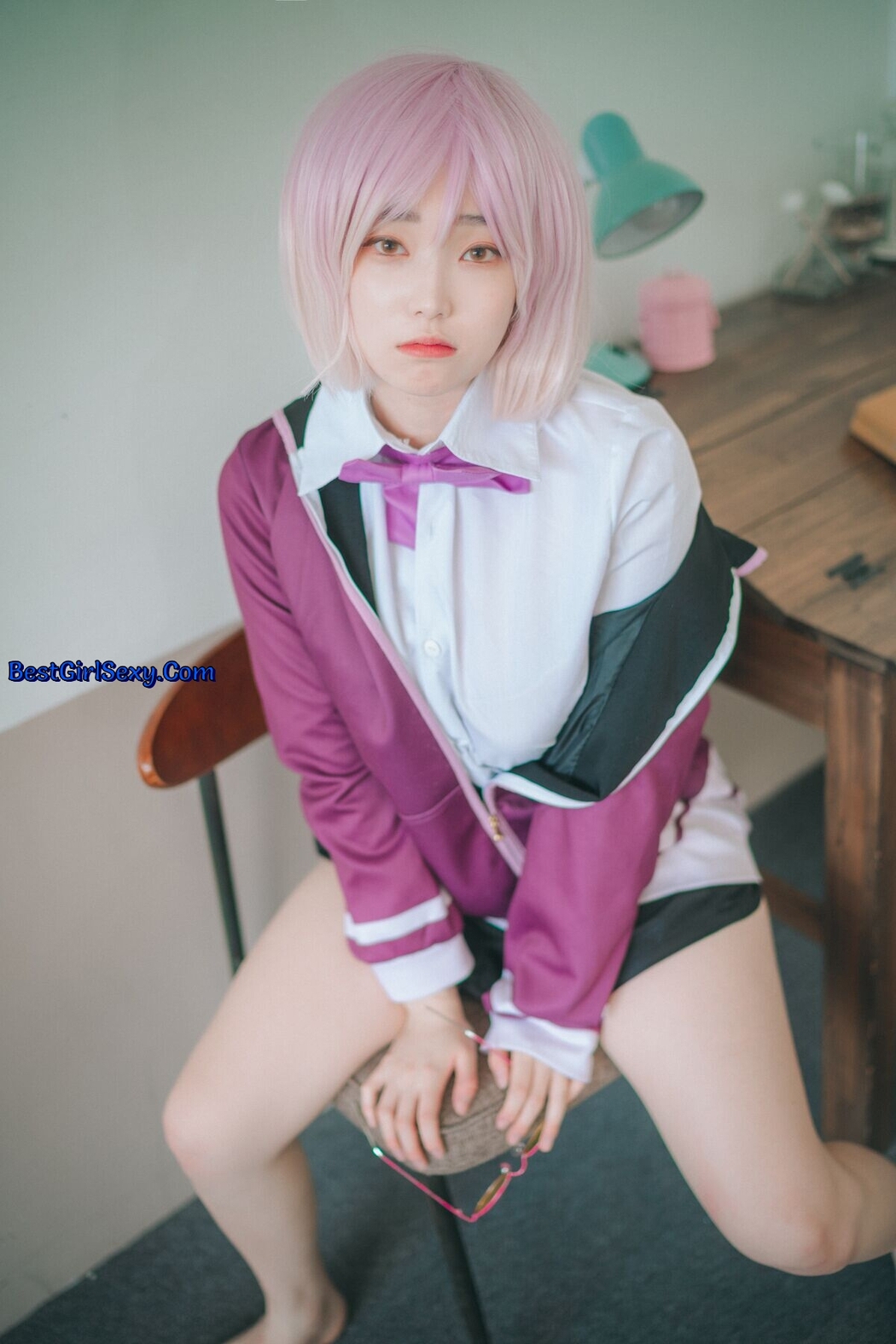 DJAWA Bambi 밤비 – Akanes Hidden Heart
