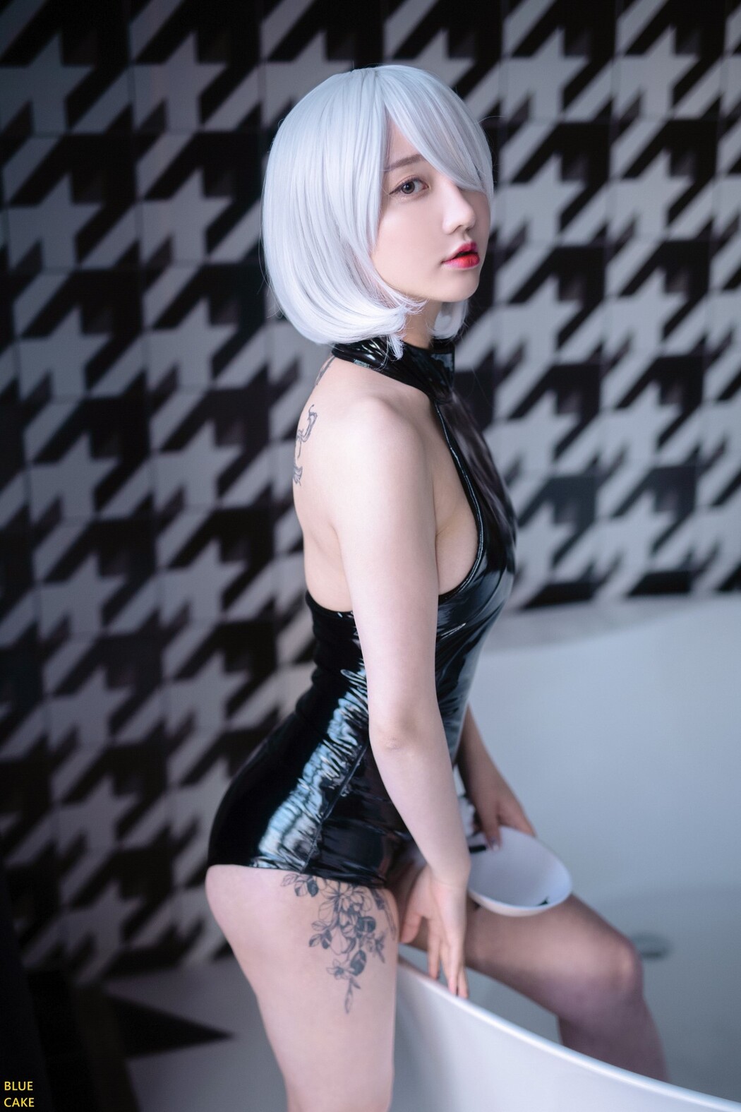 BlueCake Son Ye-Eun 손예은 2B RED A