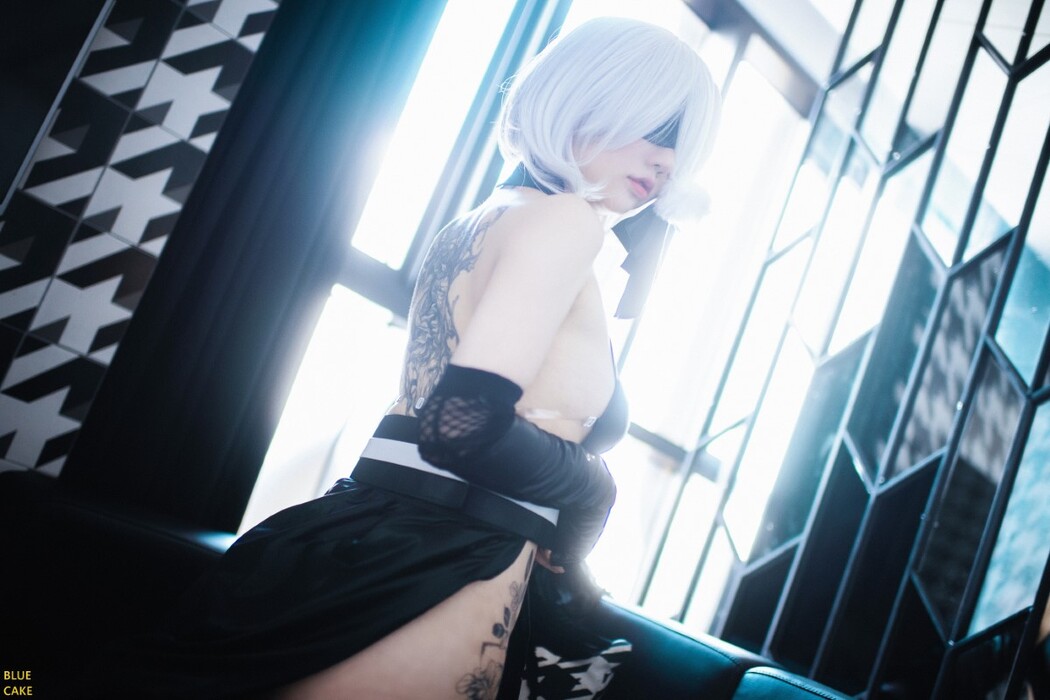 BlueCake Son Ye-Eun 손예은 2B RED A