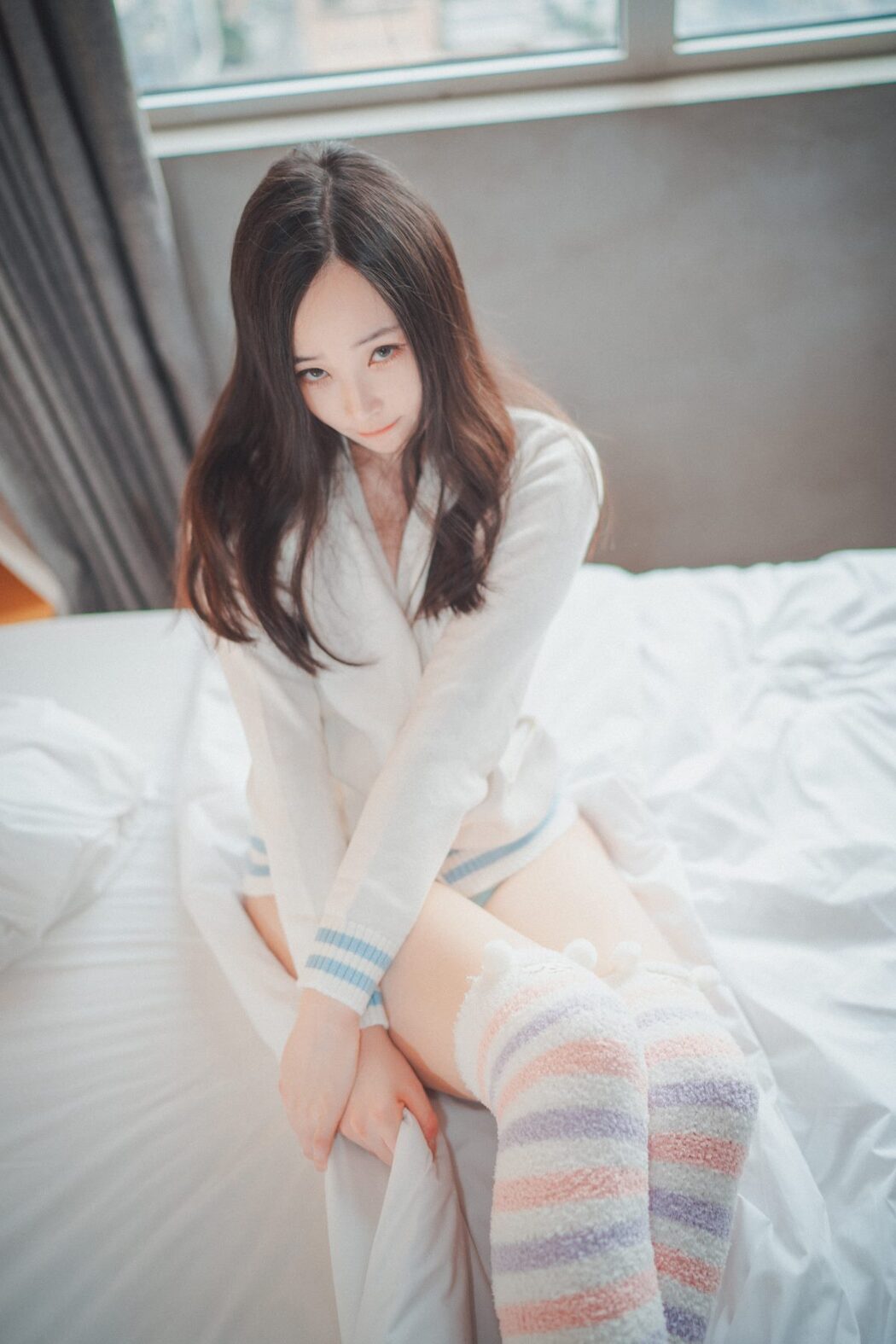 DJAWA Bambi 밤비 Homebody Girl