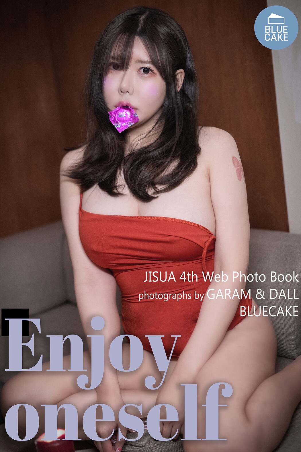 BlueCake SUA 지수아 – Enjoy Oneself Cover Photo