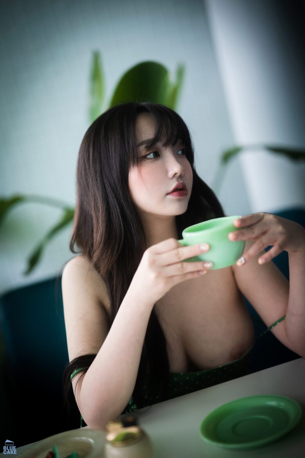 BlueCake Yeeun – Nothing RED