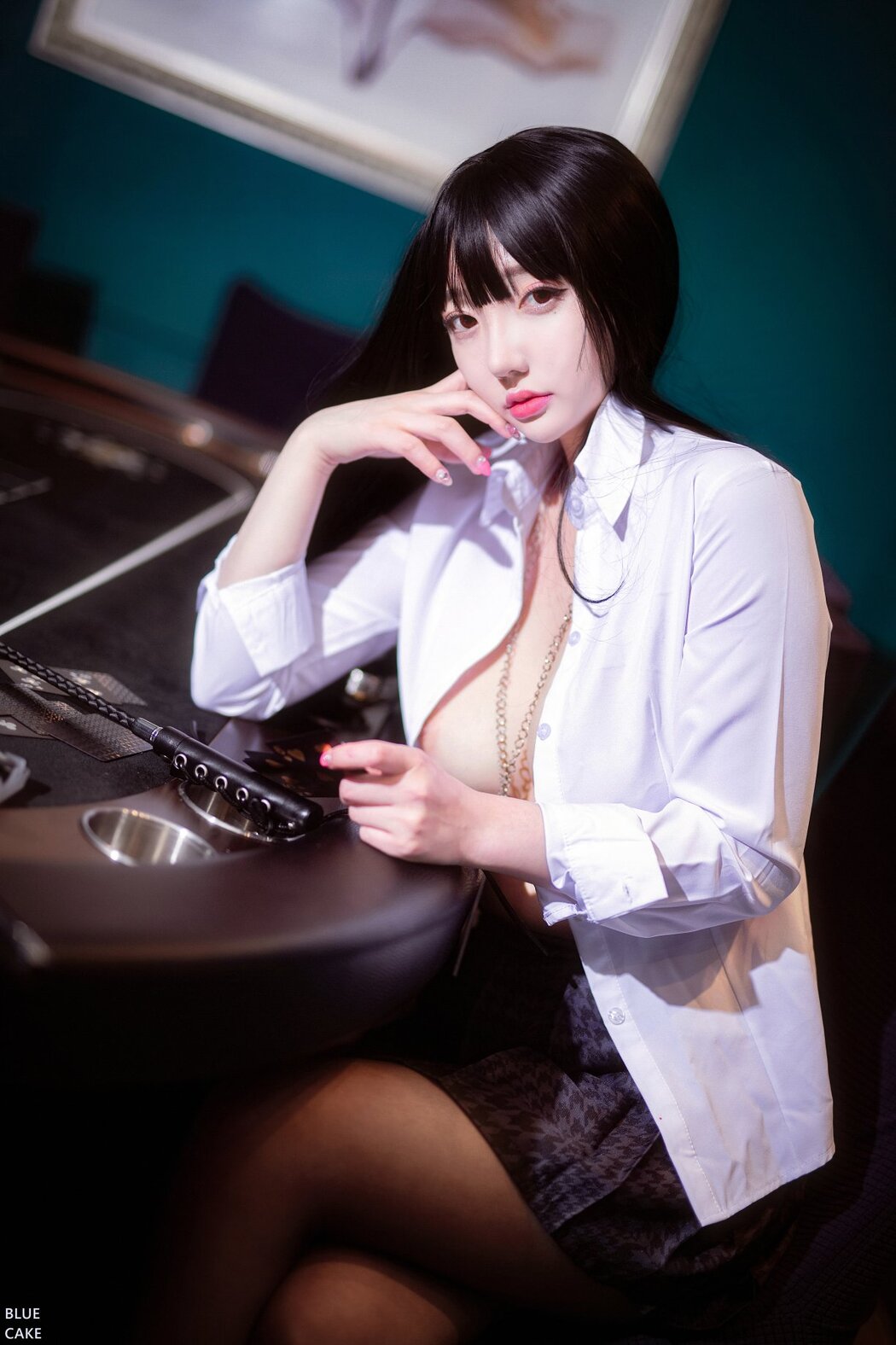 BLUECAKE Son Ye-Eun 손예은 Hardcore Gambling B