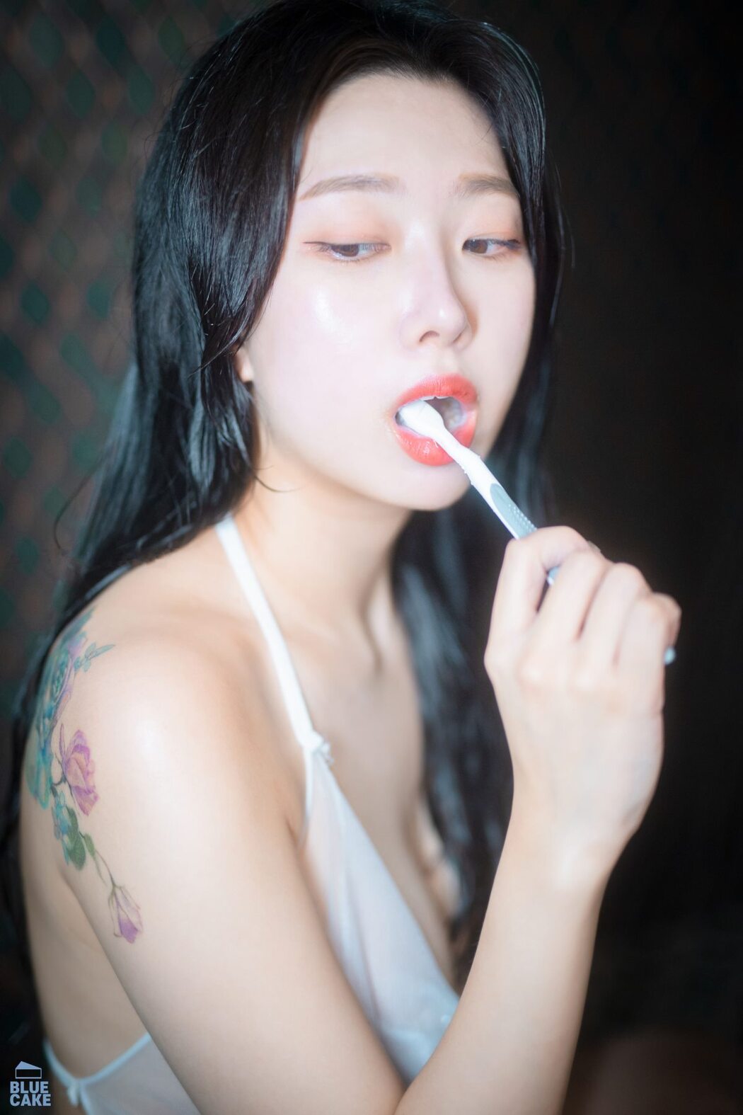 BlueCake Shaany – Wet B