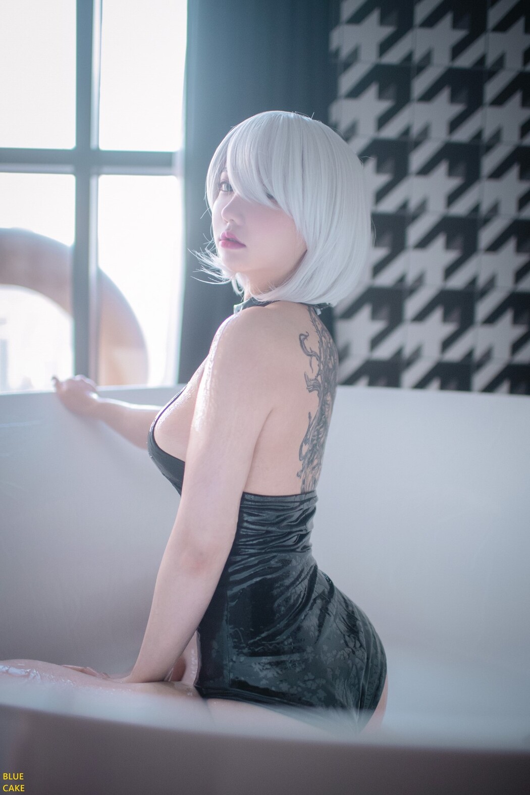 BlueCake Son Ye-Eun 손예은 2B RED B