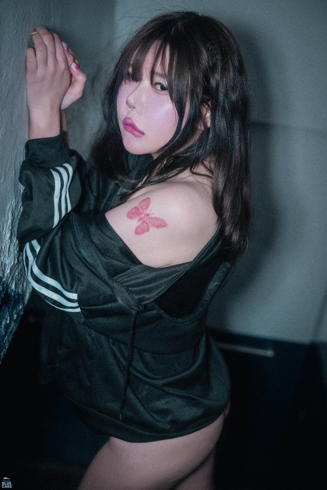 BLUECAKE SUA 지수아 – Vol.05 Real 100 Outdoor