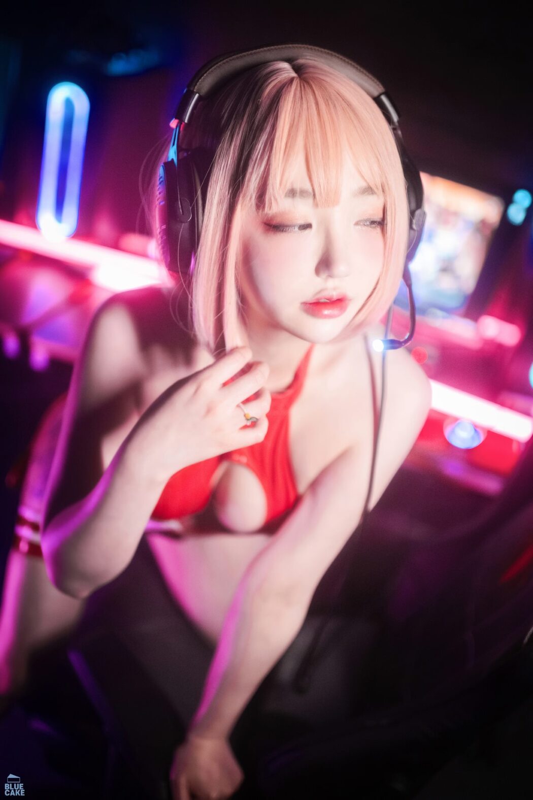 BlueCake Son Ye-Eun 손예은 – Code 002 Mini