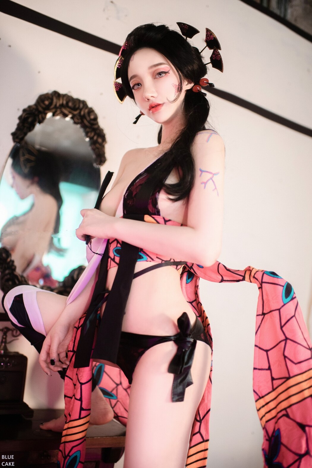 BlueCake Son Ye-Eun 손예은 – Red Oni