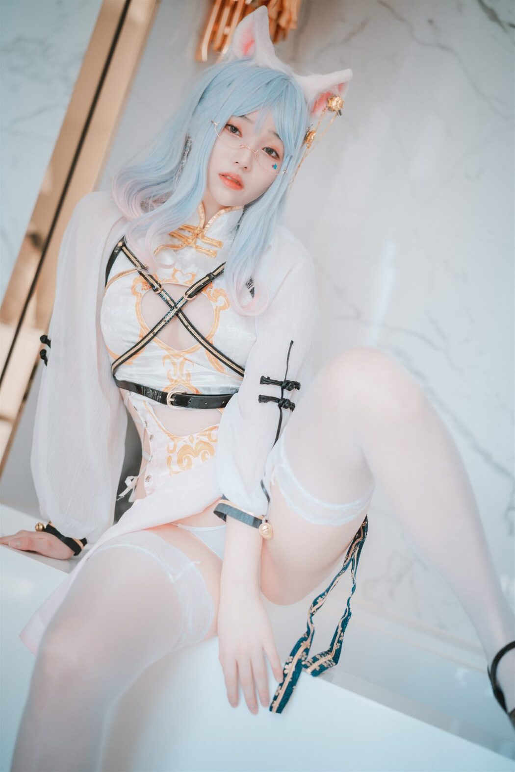 DJAWA Bambi 밤비 Le Chat Porte un Qipao