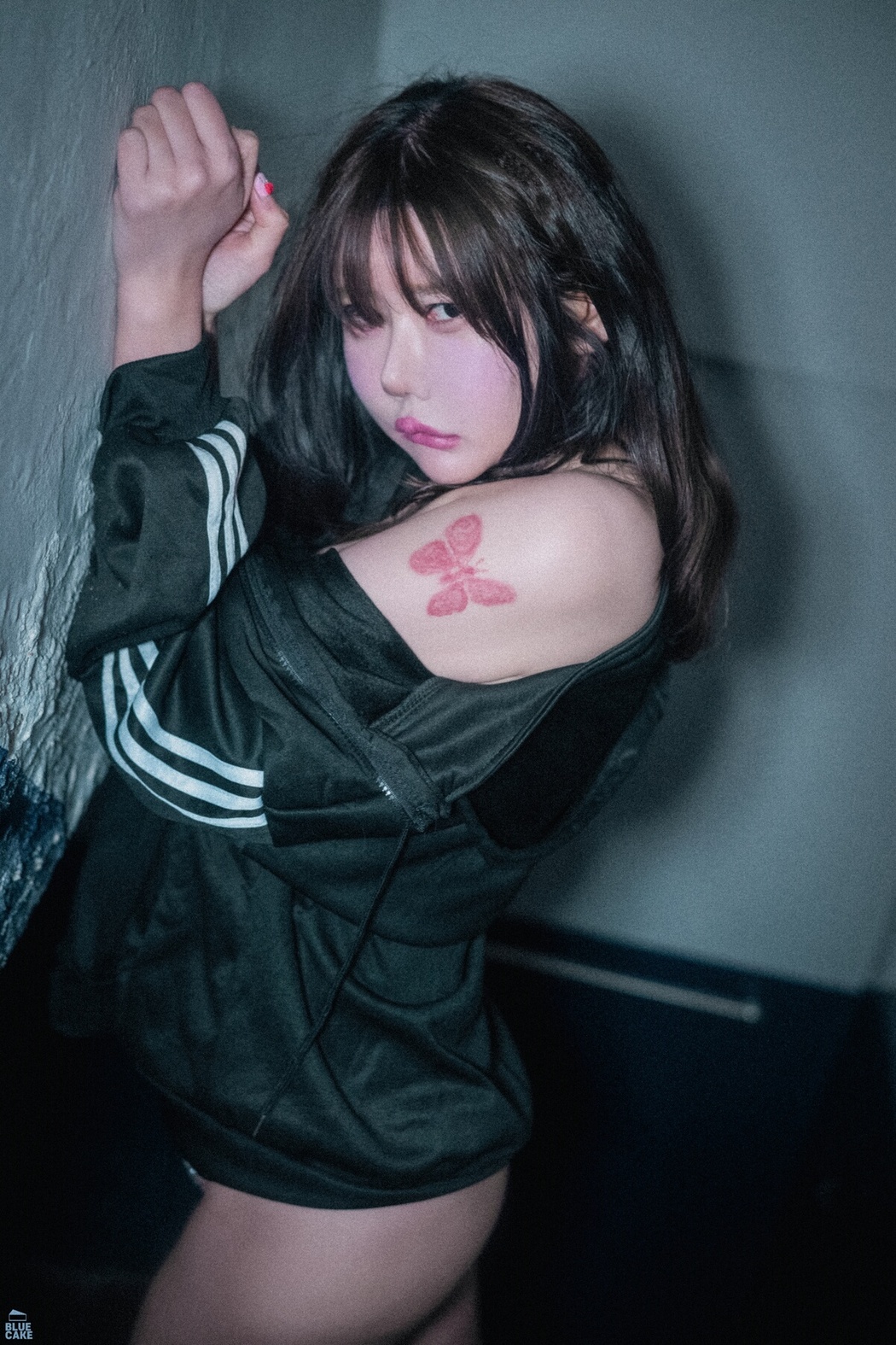 BLUECAKE SUA 지수아 – Vol.05 Real 100 Outdoor