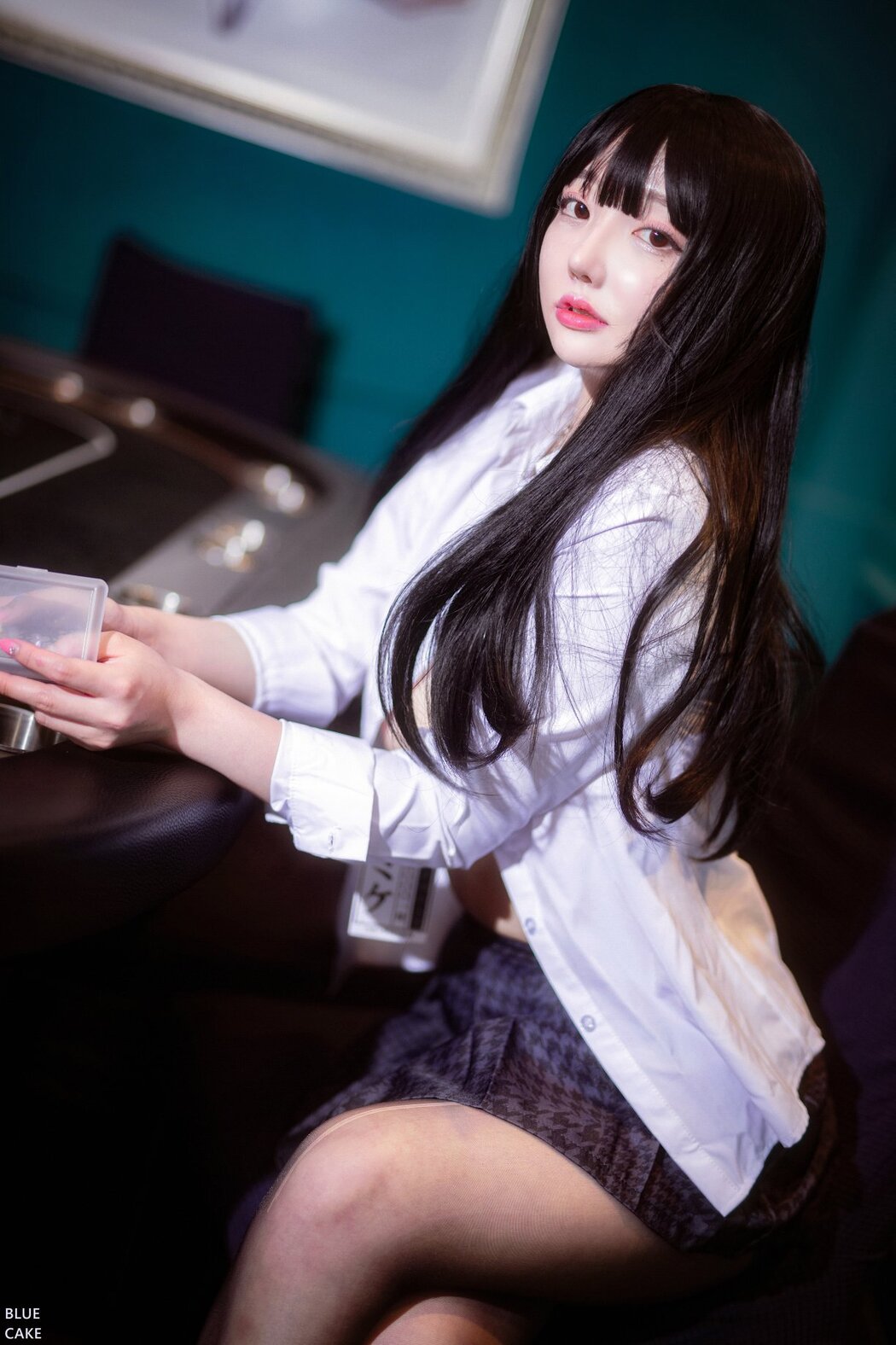 BLUECAKE Son Ye-Eun 손예은 Hardcore Gambling B