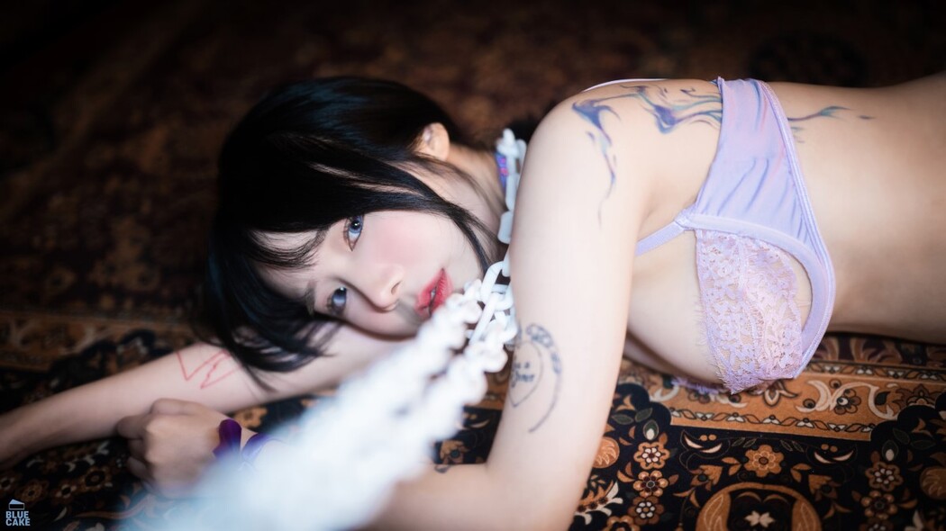 BLUECAKE Yeji 예지 – Cat Play
