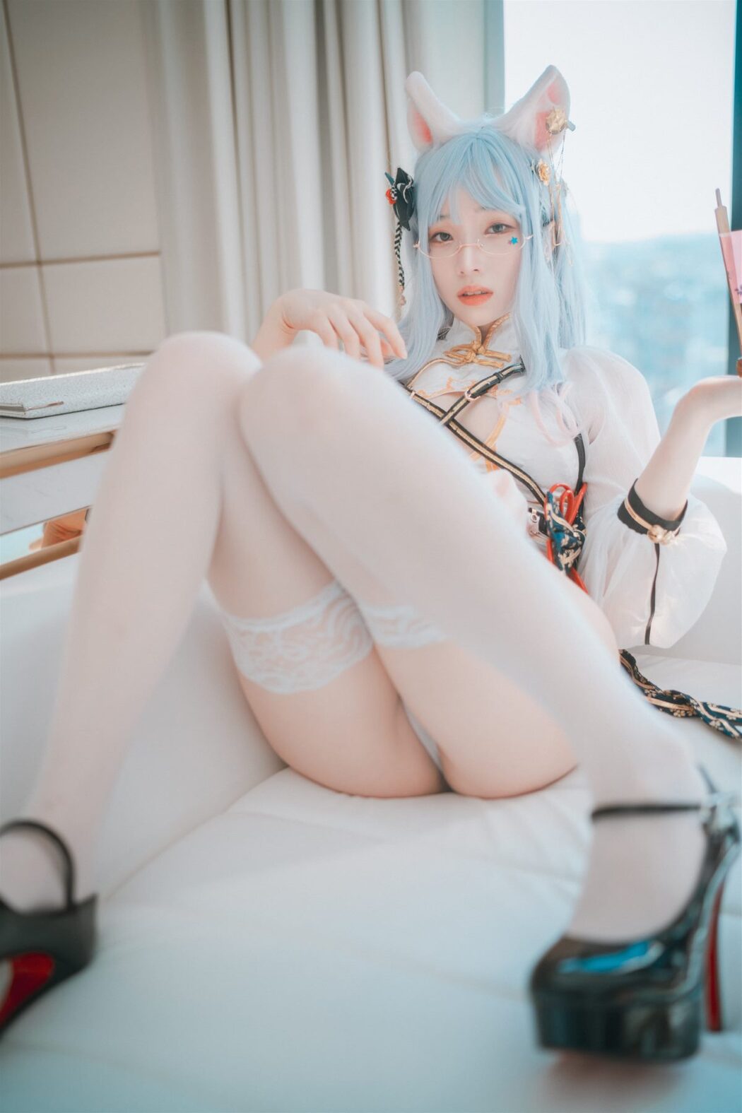 DJAWA Bambi 밤비 Le Chat Porte un Qipao