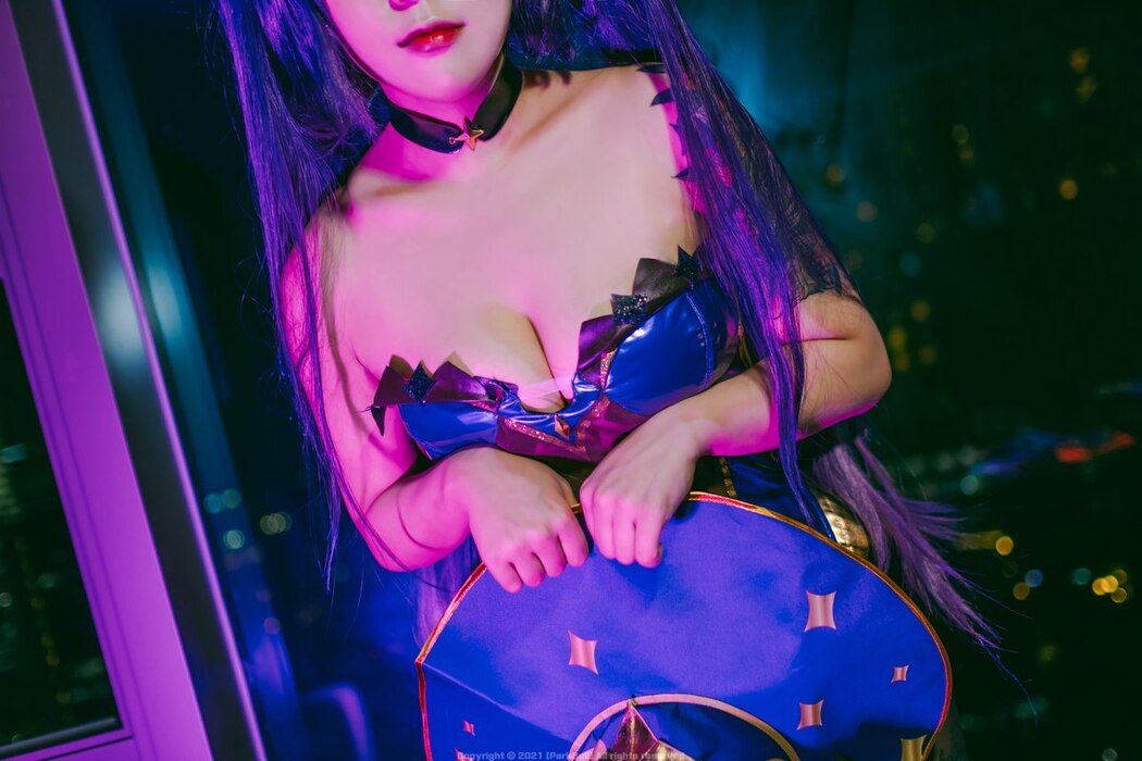 BlueCake Sohee – Tasty Mona Christmas Genshin Impact