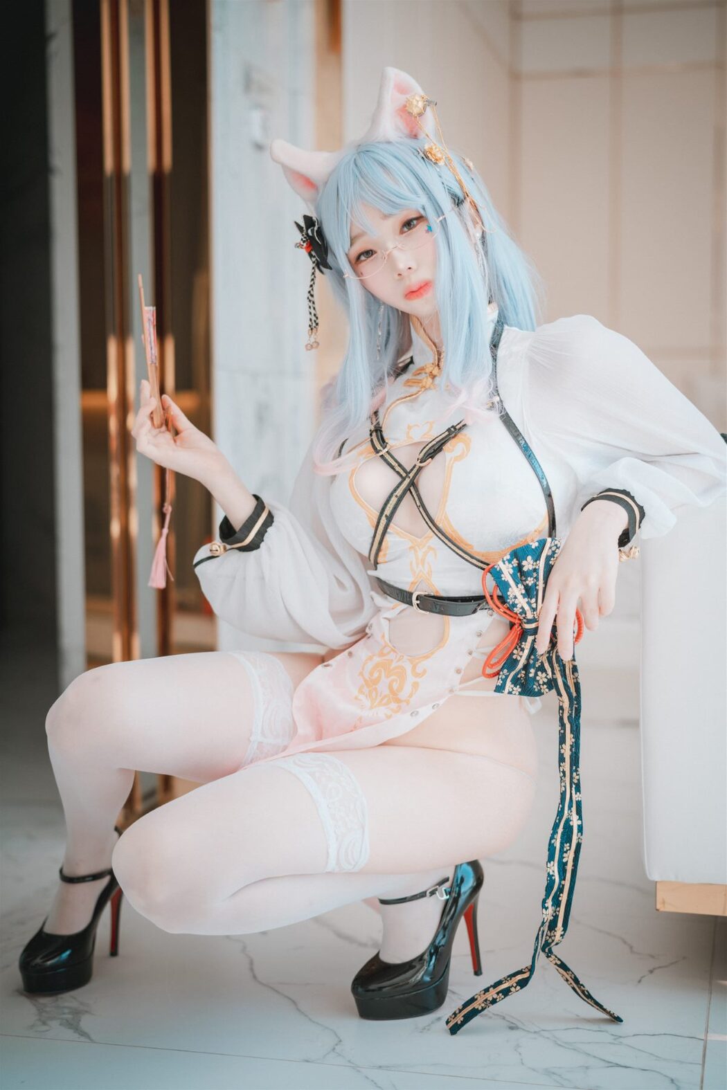 DJAWA Bambi 밤비 Le Chat Porte un Qipao