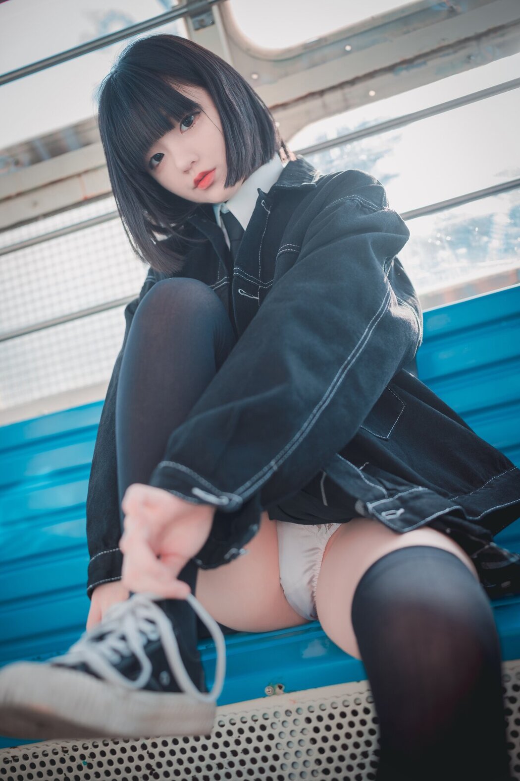 DJAWA Jeong Jenny 정제니 – Theme Park Girl B