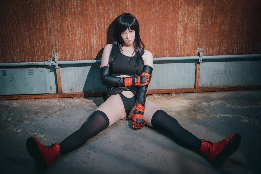 DJAWA Bambi 밤비 Tifa Lockhart C