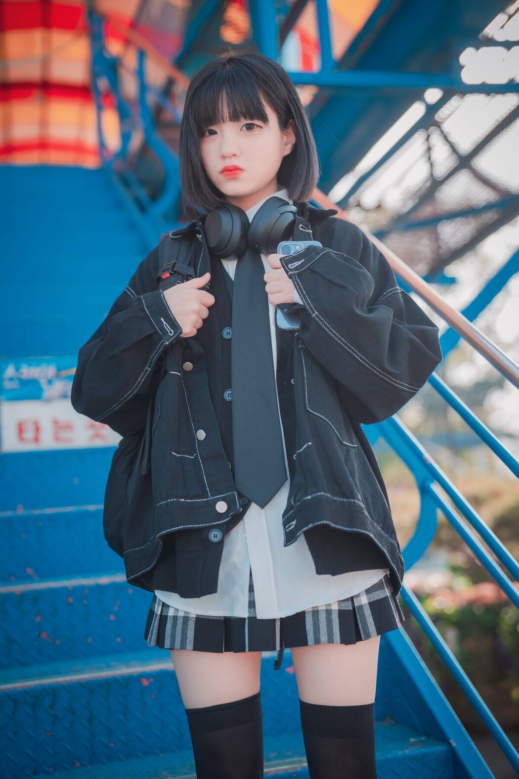 DJAWA Jeong Jenny 정제니 – Theme Park Girl A