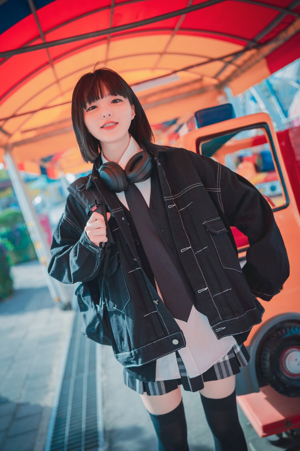 DJAWA Jeong Jenny 정제니 – Theme Park Girl A