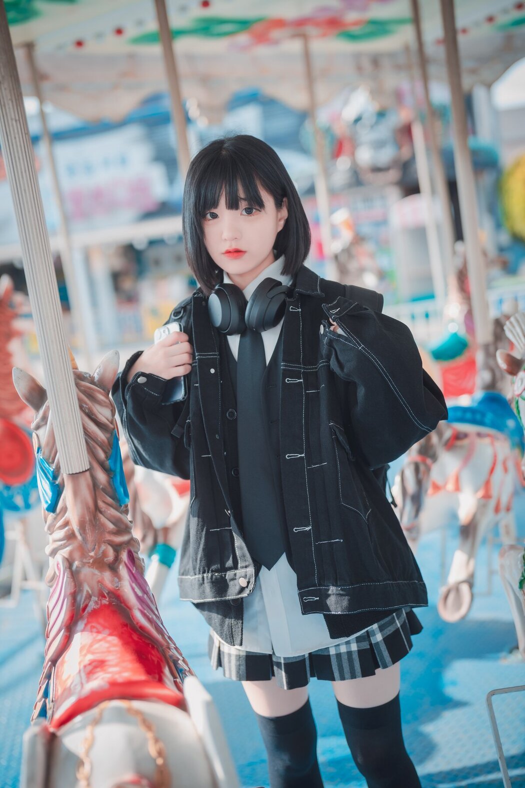 DJAWA Jeong Jenny 정제니 – Theme Park Girl A