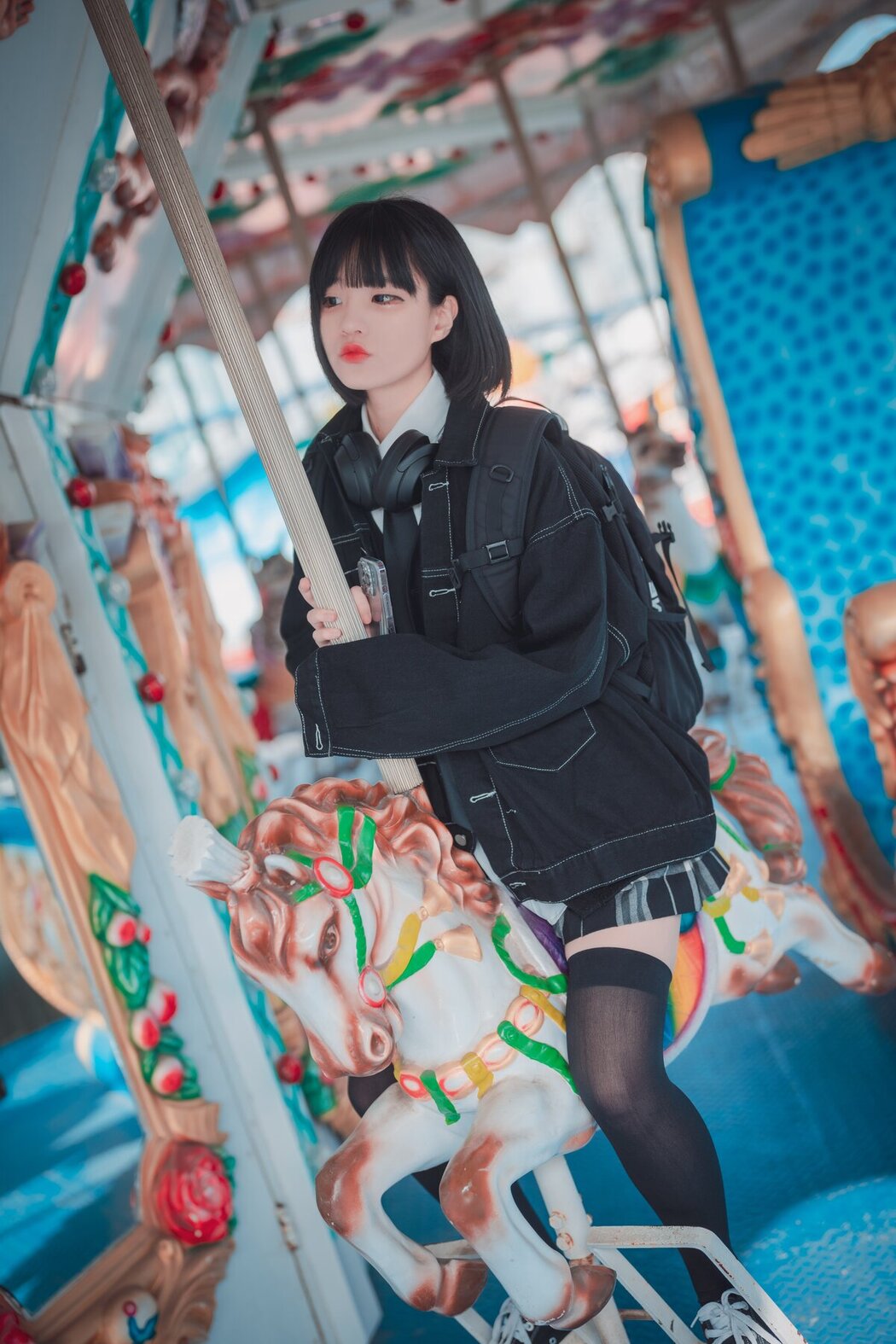 DJAWA Jeong Jenny 정제니 – Theme Park Girl A