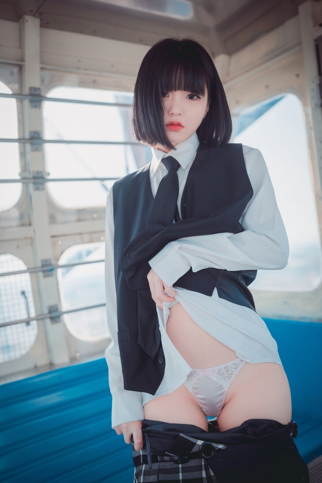 DJAWA Jeong Jenny 정제니 – Theme Park Girl A