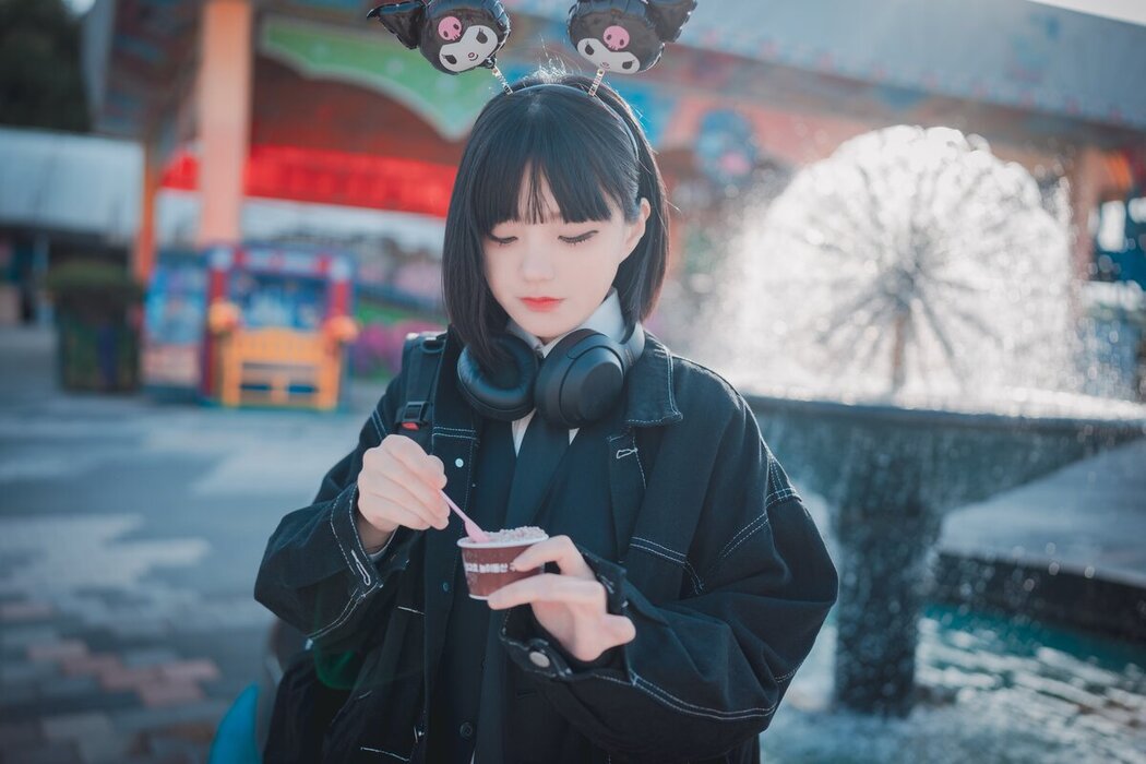 DJAWA Jeong Jenny 정제니 – Theme Park Girl B