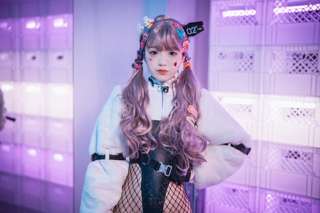DJAWA Jeong Jenny 정제니 – Androlita