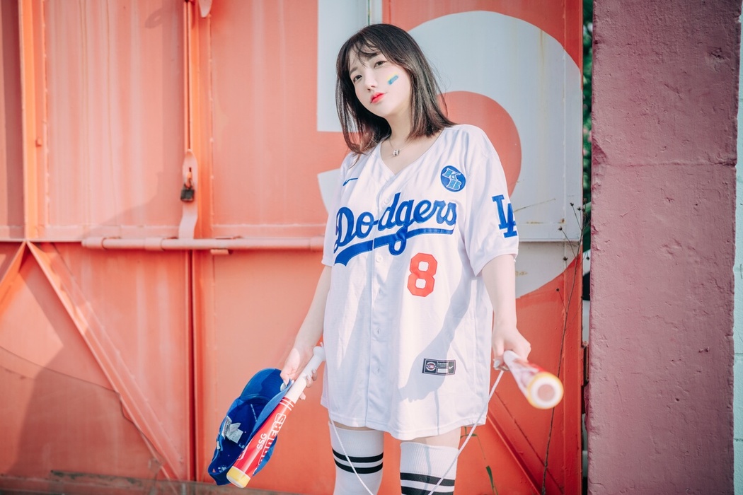 DJAWA Son Ye-Eun 손예은 – Cheer Up In The Summer A