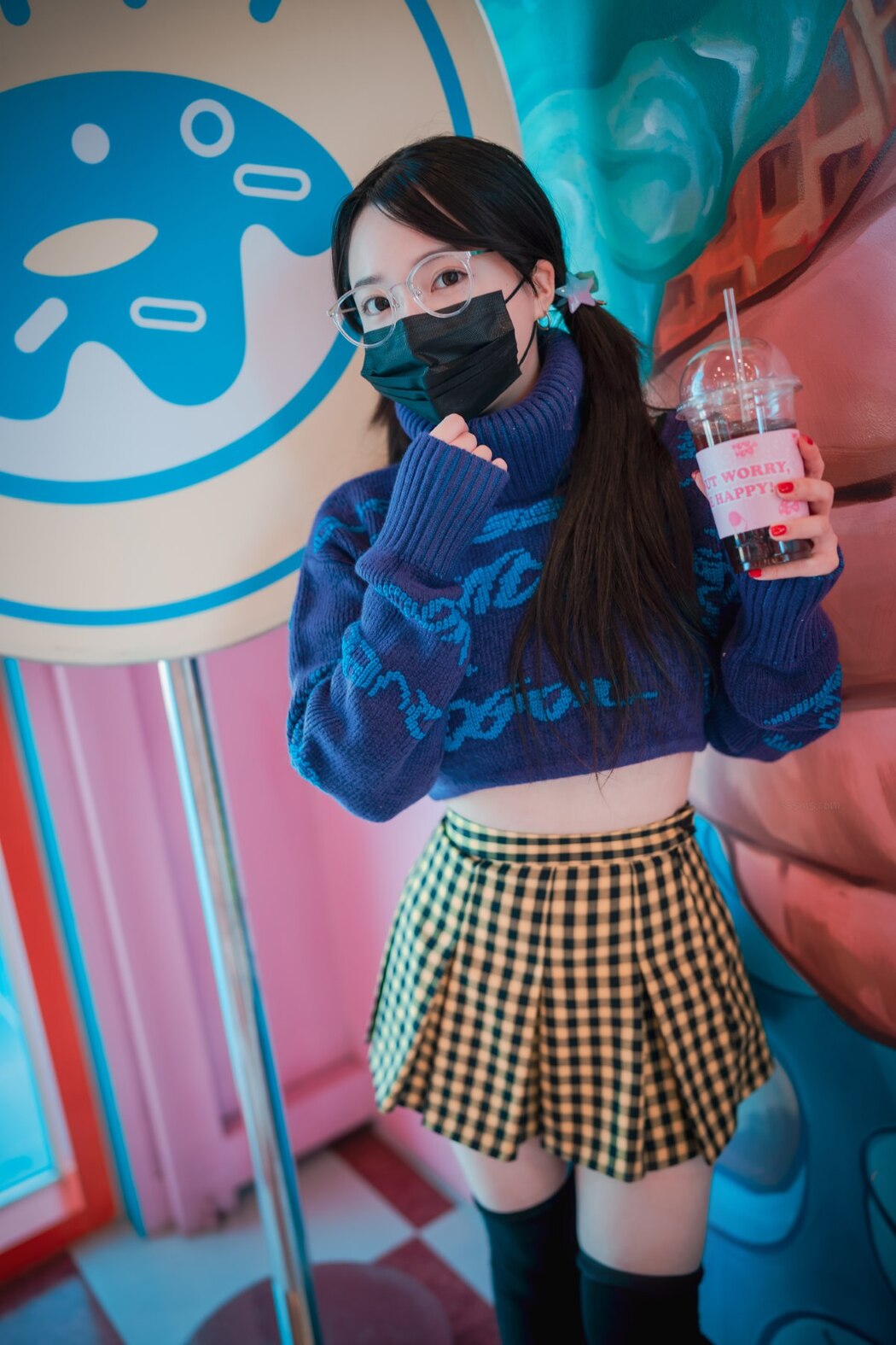 DJAWA Son Ye-Eun 손예은 – Early Spring Walk In March Vol.2 S.Ver A