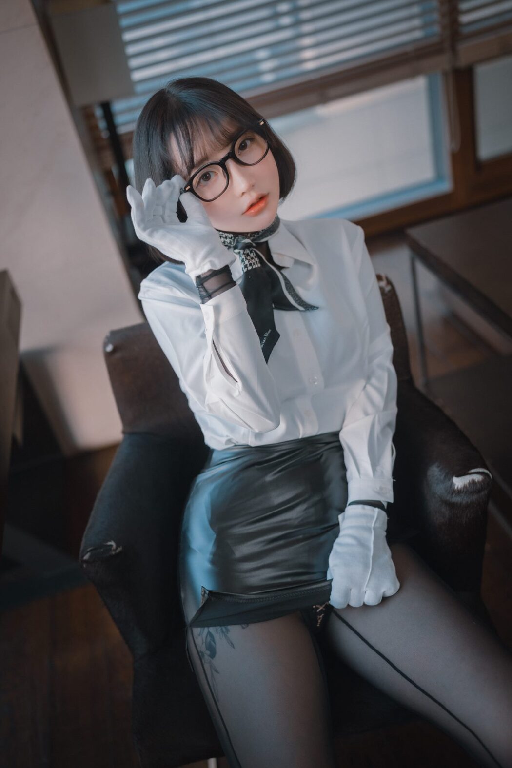 DJAWA Son Ye-Eun 손예은 Naughty Supervisor