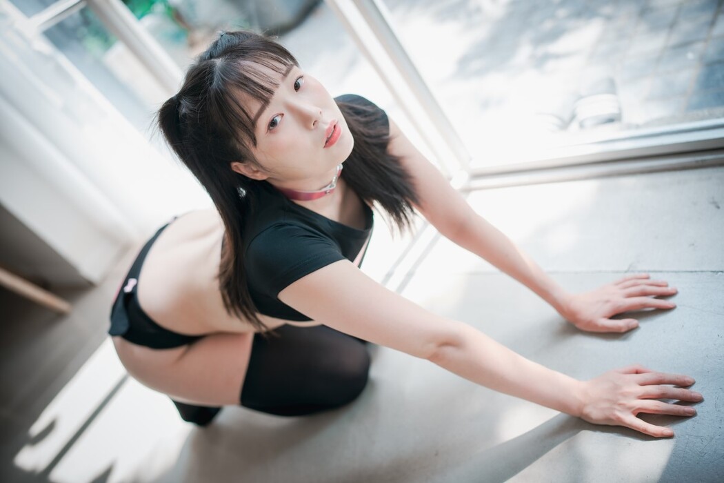 DJAWA Pia 피아 Black Puppy Girl