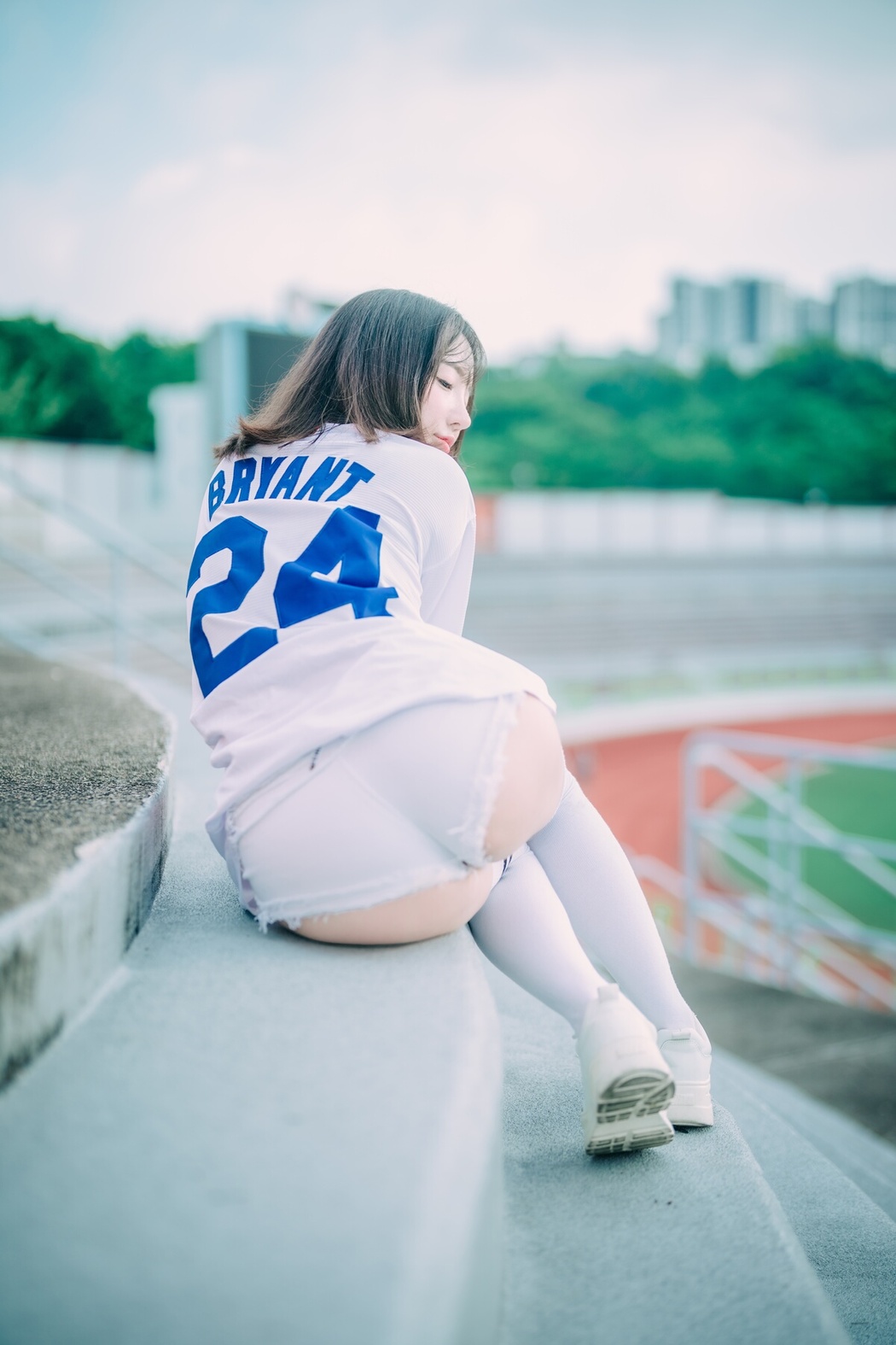 DJAWA Son Ye-Eun 손예은 – Cheer Up In The Summer B