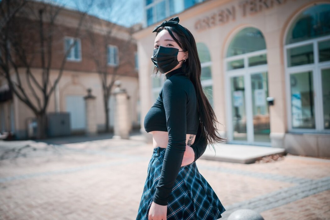 DJAWA Son Ye-Eun 손예은 – Early Spring Walk In March Vol.2 S.Ver A