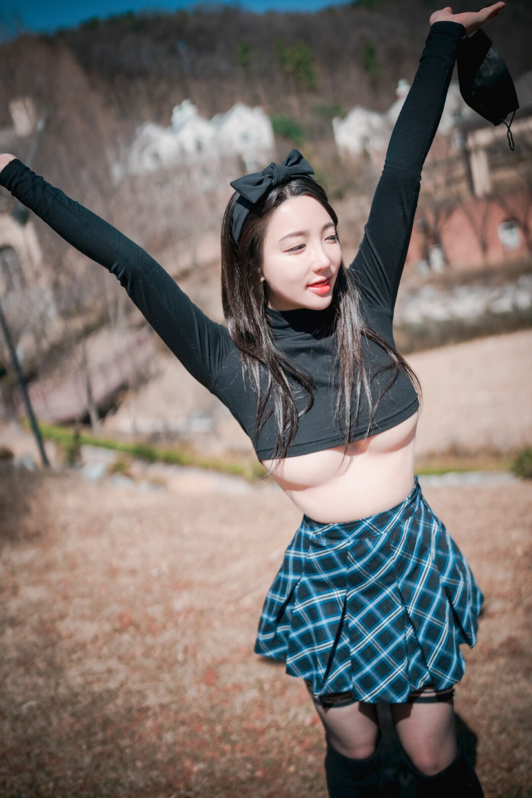 DJAWA Son Ye-Eun 손예은 – Early Spring Walk In March Vol.2 S.Ver B