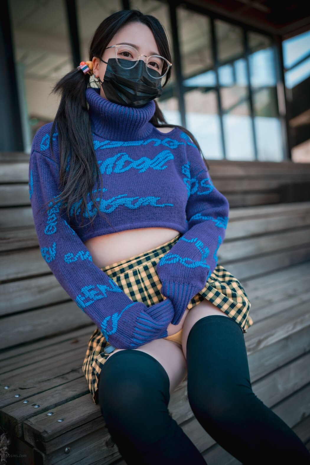 DJAWA Son Ye-Eun 손예은 – Early Spring Walk In March Vol.2 S.Ver A