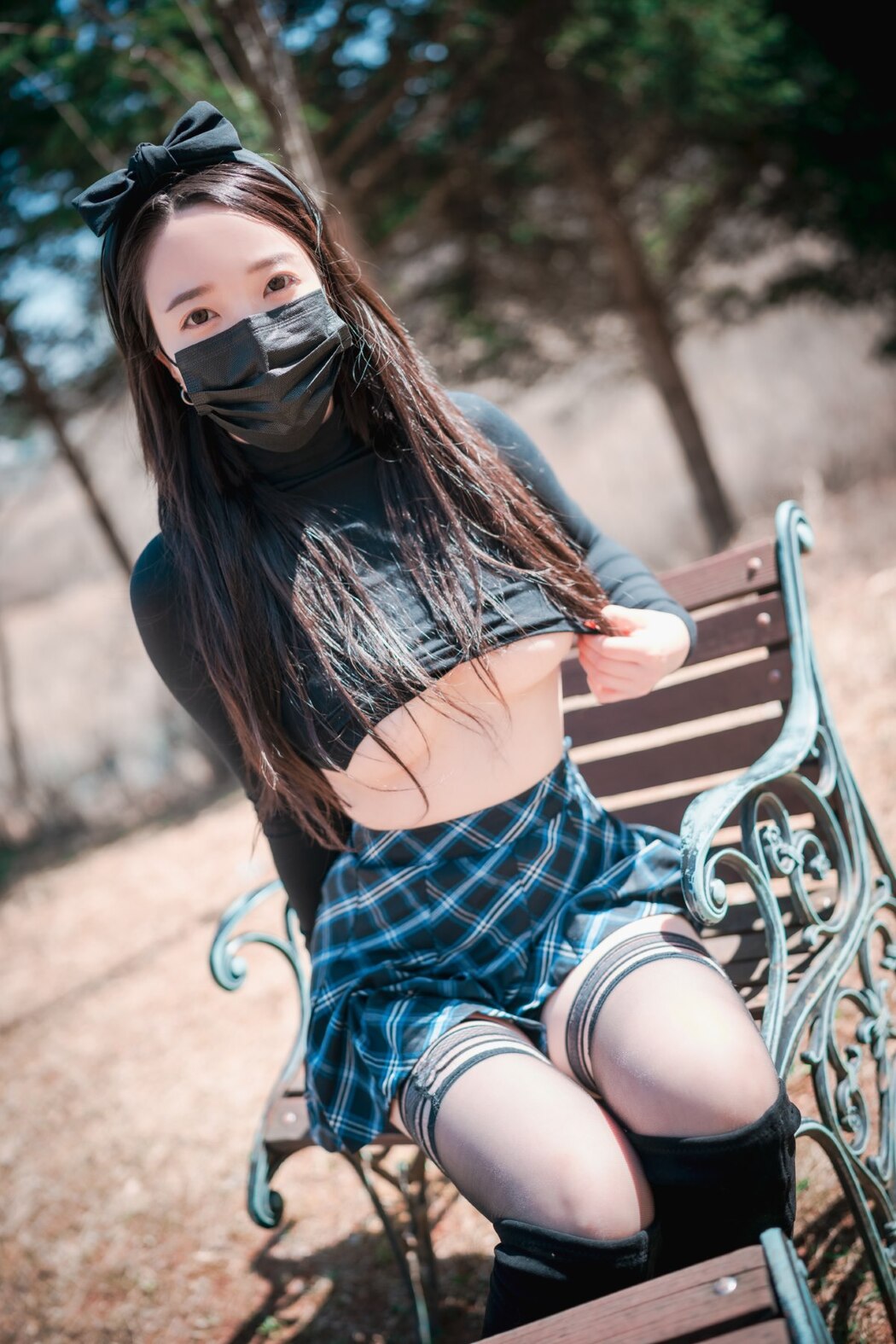 DJAWA Son Ye-Eun 손예은 – Early Spring Walk In March Vol.2 S.Ver B